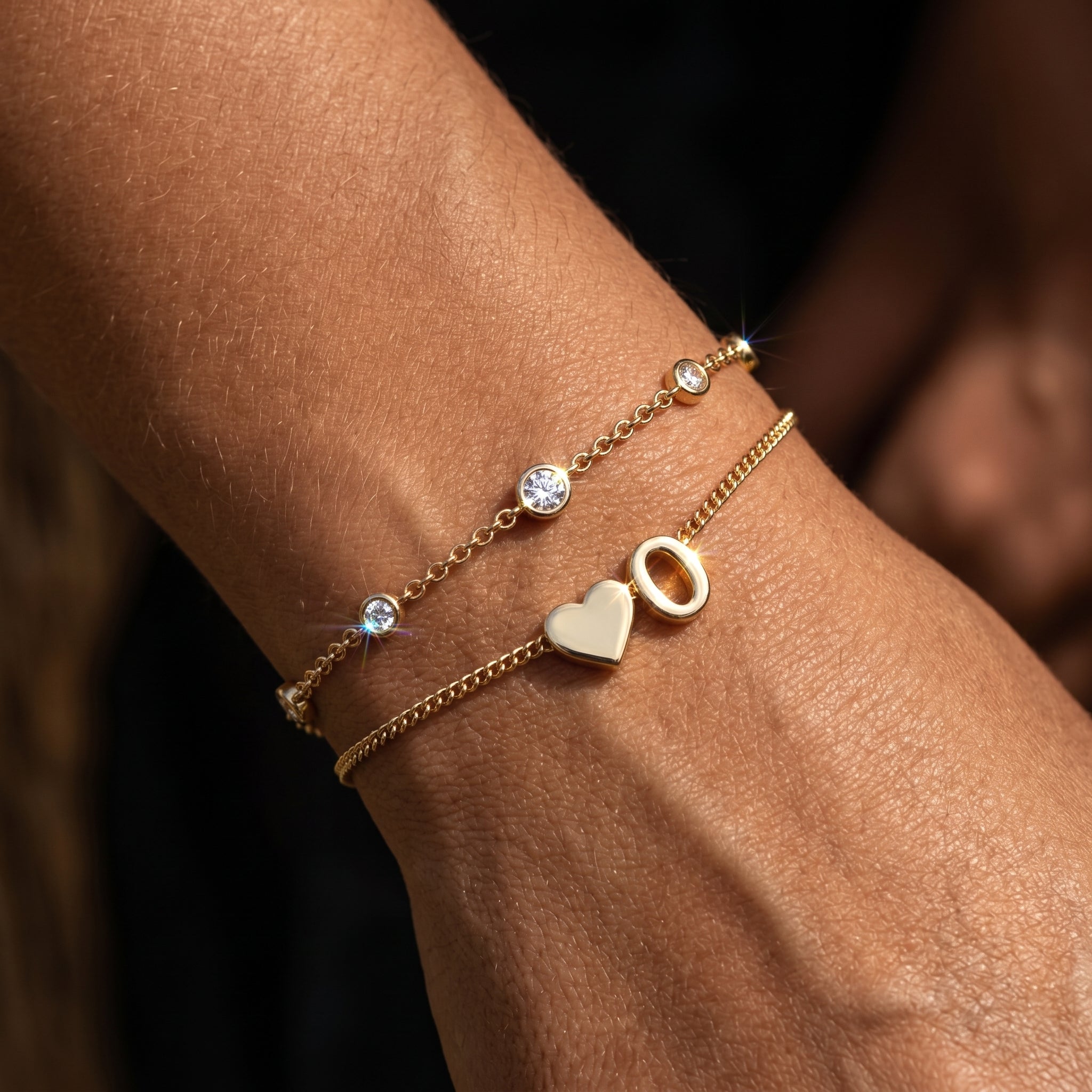 Bracelete de Iniciais "Amor"